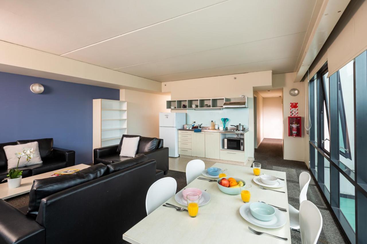 Campus Summer Stays Wellesley Apartment Оукланд Екстериор снимка